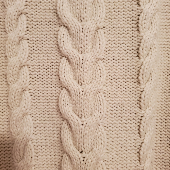 🌟 3 for $25- White knit turtleneck sweater - Picture 4 of 8